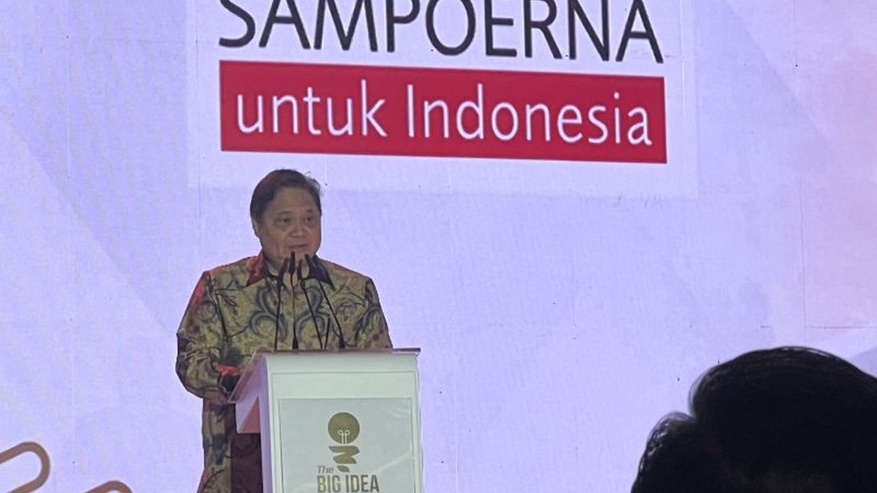 Presiden Prabowo Subianto menargetkan Indonesia untuk keluar dari jebakan negara berpenghasilan menengah dalam 10 tahun mendatang dengan meningkatkan berbagai sektor ekonomi, khususnya sektor ritel.