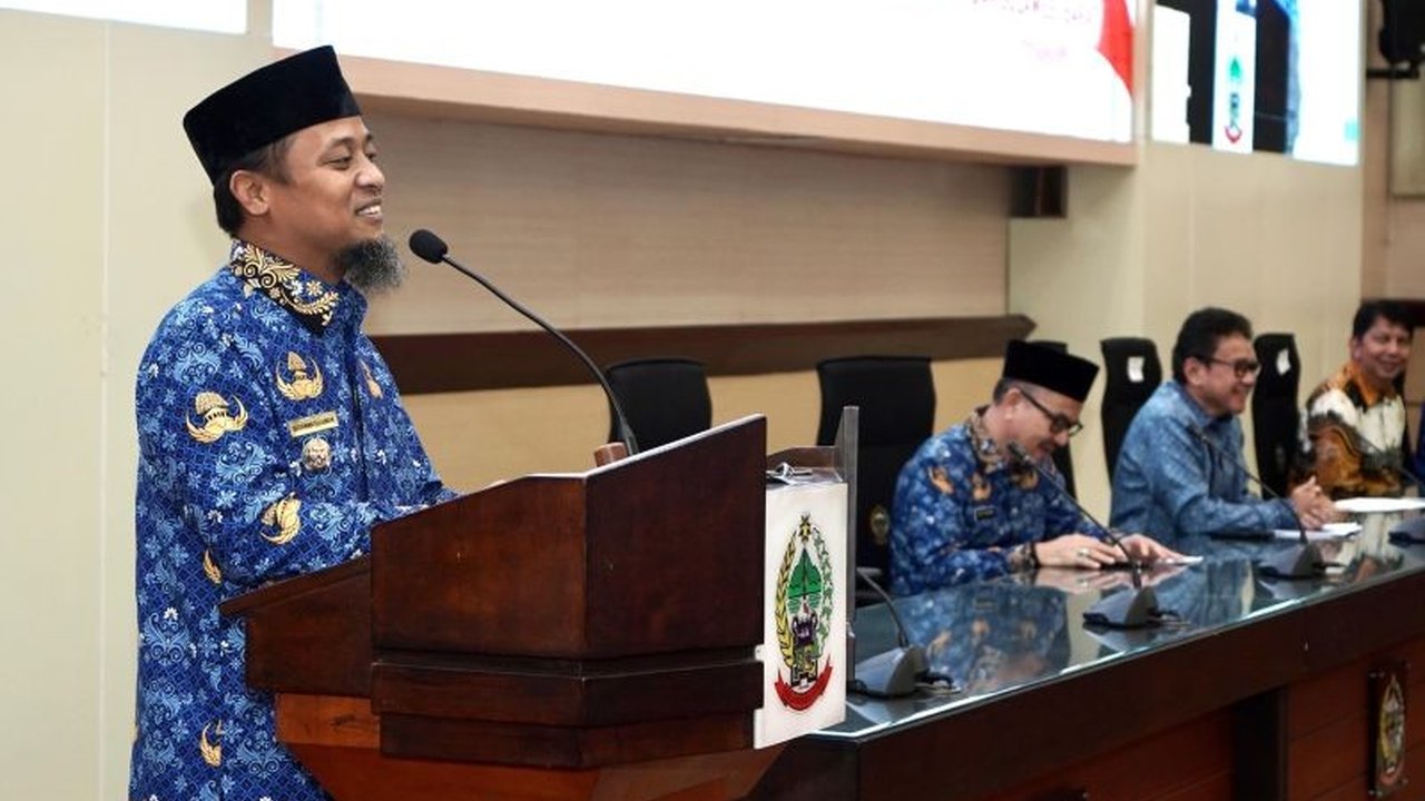 Gubernur Sulsel Minta TPAKD Optimalkan Program OJK untuk Perekonomian Masyarakat
