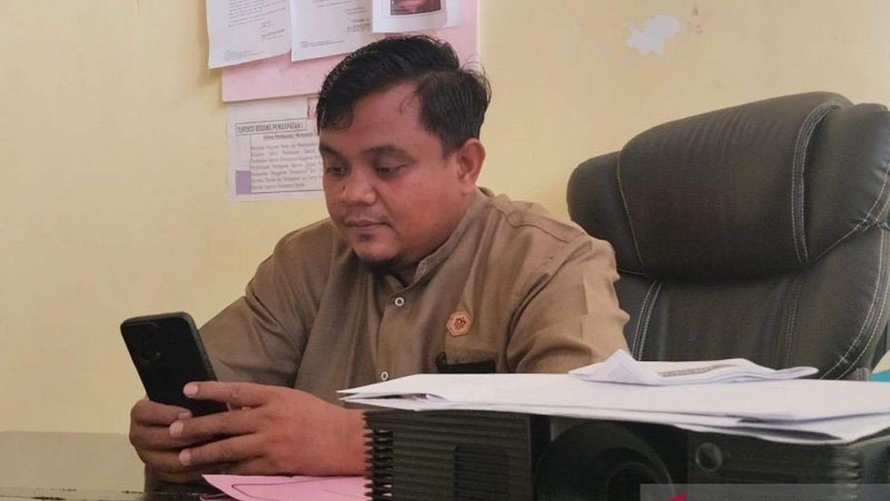 Pemkab Mukomuko optimis capai target pendapatan pajak daerah Rp28 miliar di 2025, meningkat dari Rp20 miliar sebelumnya, berkat optimalisasi pajak daerah dan kerja sama antar instansi.