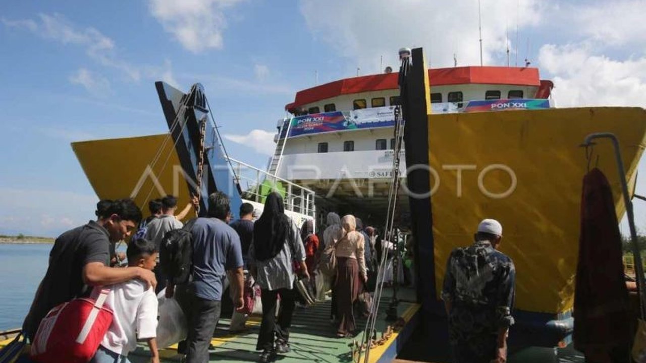 ASDP Banda Aceh menyediakan 2.000 tiket gratis untuk mudik Lebaran 2025 rute Ulee Lheue-Sabang dan sebaliknya bagi penumpang pejalan kaki kelas ekonomi, dengan pendaftaran daring mulai 17 Maret 2024.
