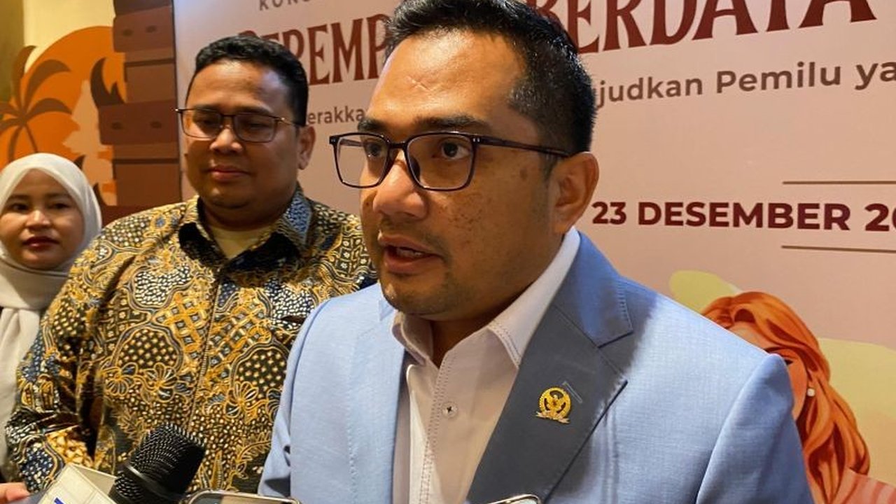 Ketua Komisi II DPR RI mengapresiasi percepatan pengangkatan CASN 2024 oleh pemerintah, dengan target CPNS paling lambat Juni 2025 dan PPPK Oktober 2025.