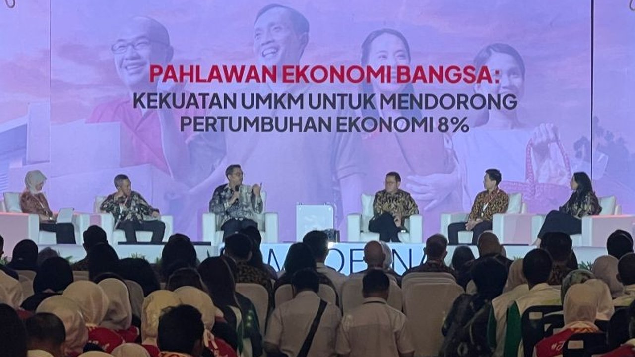 Menteri UMKM Maman Abdurrahman menekankan pentingnya integrasi database dan pembentukan klaster UMKM untuk meningkatkan daya saing dan mengatasi permasalahan yang dihadapi sektor tersebut.