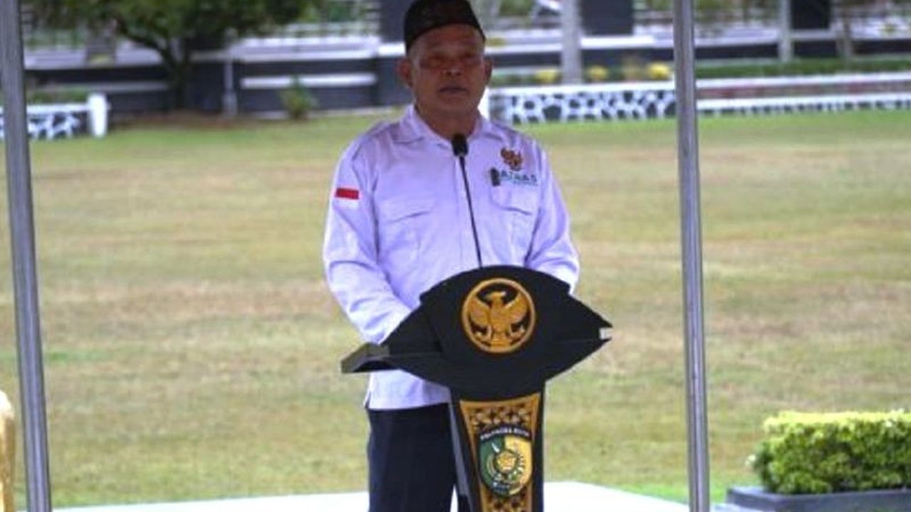 Baznas Kota Palangka Raya menyalurkan bantuan berupa 20 gerobak usaha dan 300 paket sembako untuk membantu perekonomian warga kurang mampu, khususnya menjelang Ramadhan dan Idul Fitri.