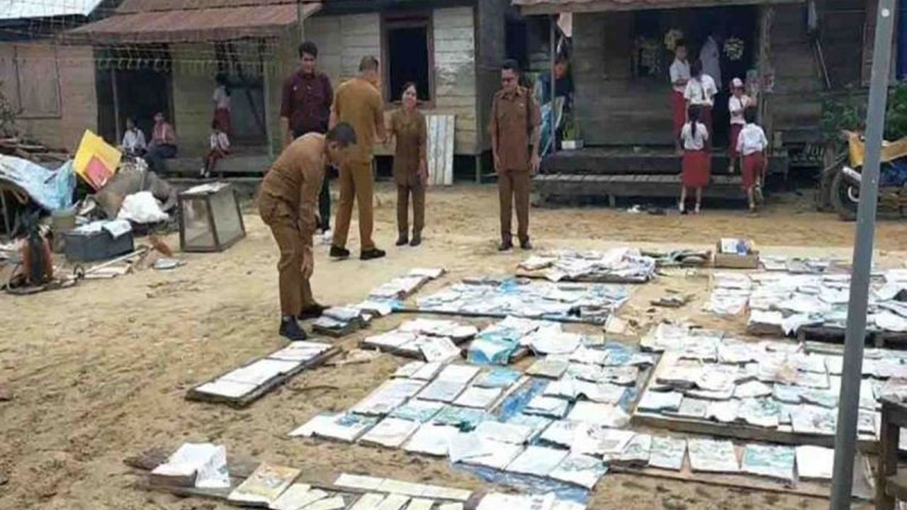 Banjir di Kapuas Liburkan 5 Sekolah, Pembelajaran Daring Dipertimbangkan