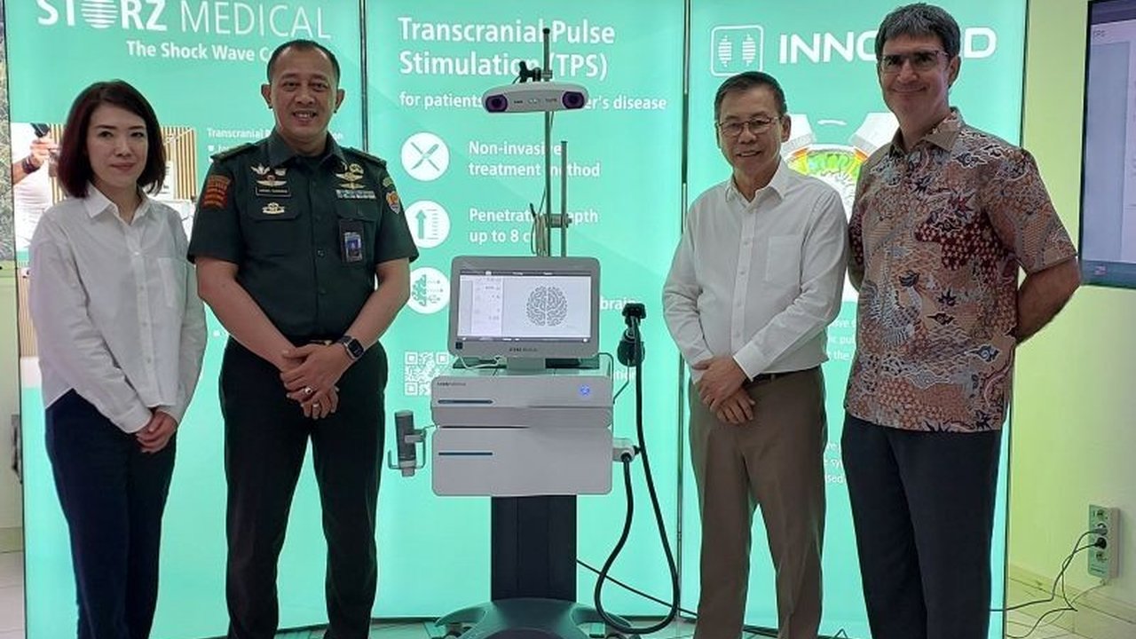 RSPAD Gatot Subroto luncurkan alat Transcranial Pulse Stimulation (TPS), terapi demensia pertama di Indonesia, menawarkan solusi inovatif untuk pasien gangguan neurologis.