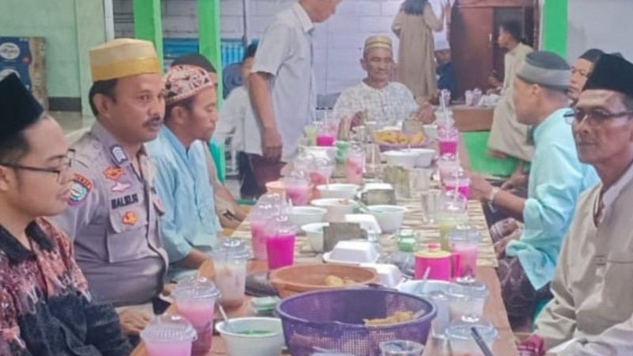 Tradisi Berbagi Takjil di Pulau Sabira, Pererat Tali Silaturahmi di Bulan Ramadhan