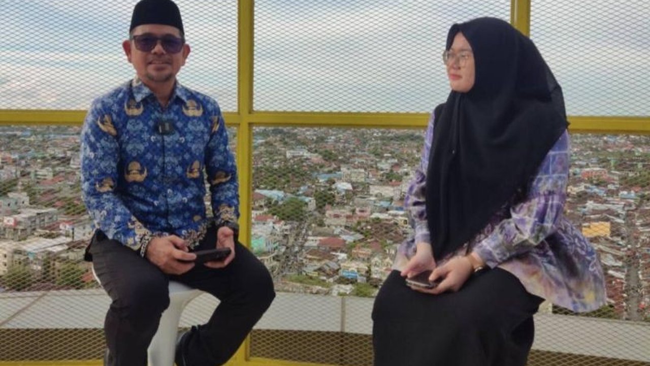 Dinas PUPR Kalsel memastikan 79 persen jalan provinsi siap dilalui pemudik Lebaran 2025, dengan perbaikan darurat dan besar untuk titik-titik kritis yang sedang dikerjakan.