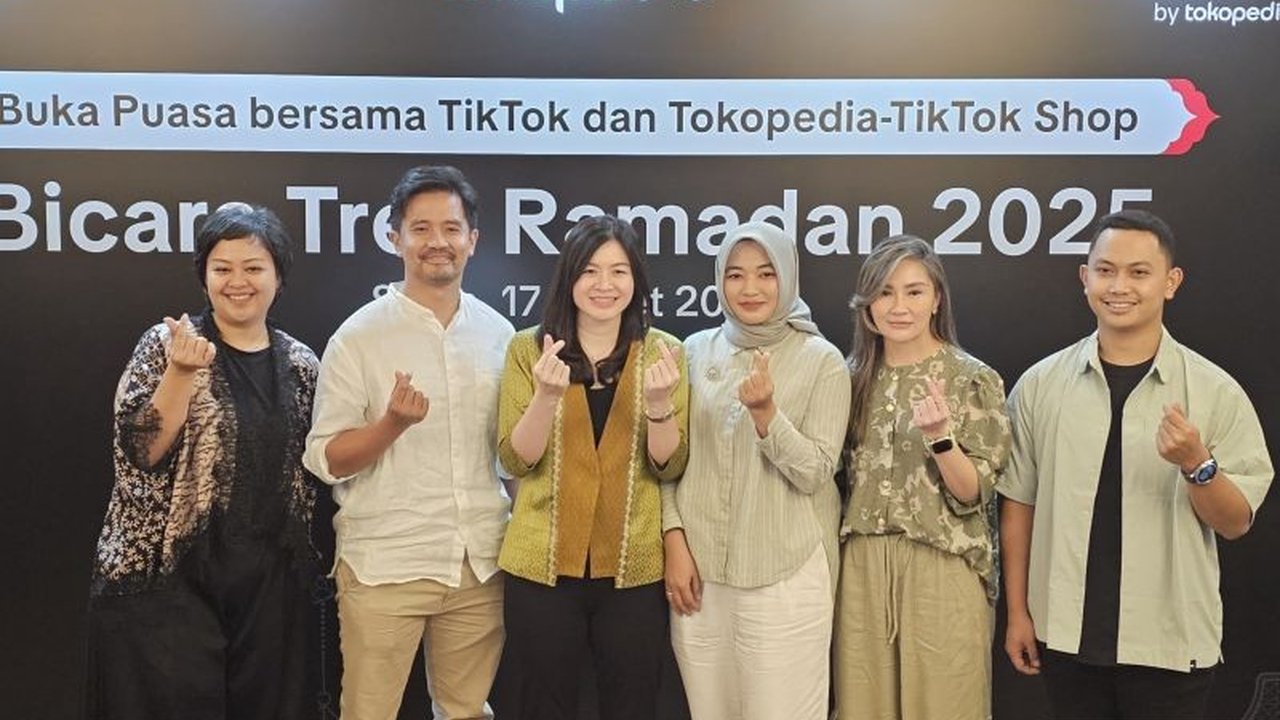 Tokopedia dan TikTok Shop luncurkan berbagai inovasi, termasuk fitur Integrated Seller Center dan kampanye Ramadan Ekstra Seru, untuk meningkatkan transaksi dan mendukung UMKM di Ramadhan 2025.