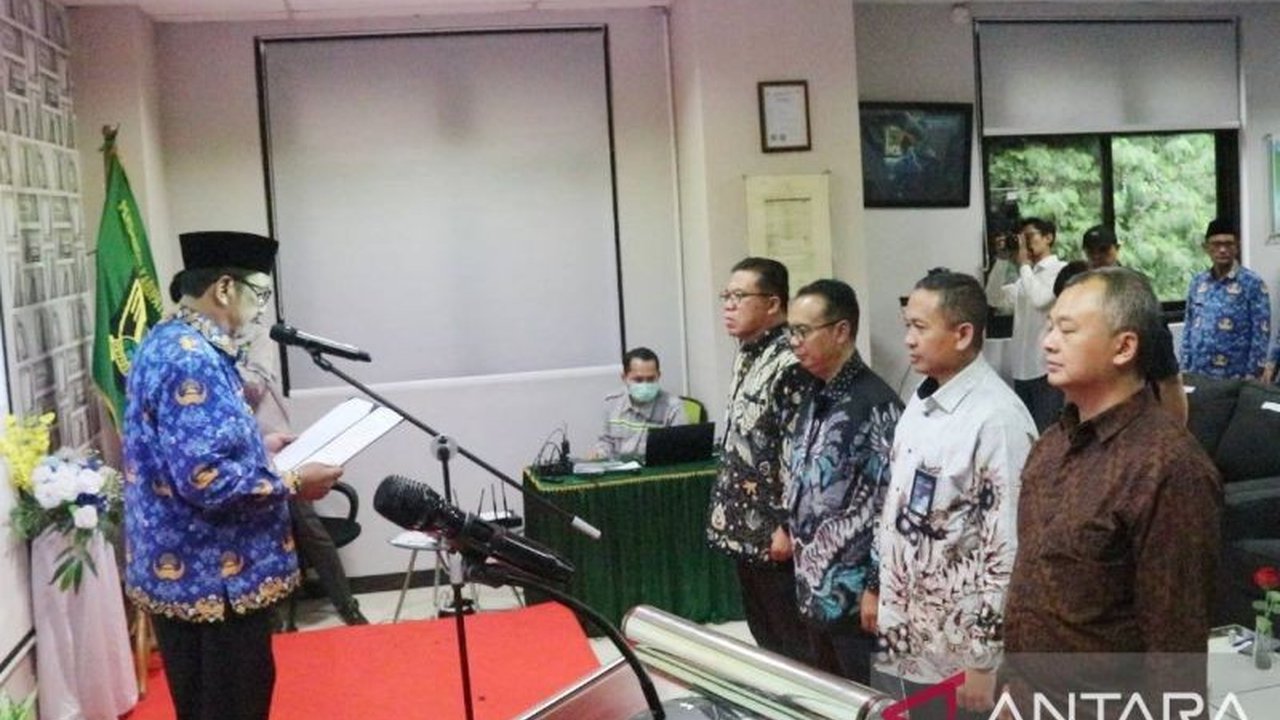 Bupati Sukabumi, Asep Japar, sambut positif kontribusi ratusan perusahaan melalui program TJSPKBL, yang dinilai mampu mendorong pembangunan berkelanjutan dan pertumbuhan ekonomi daerah.