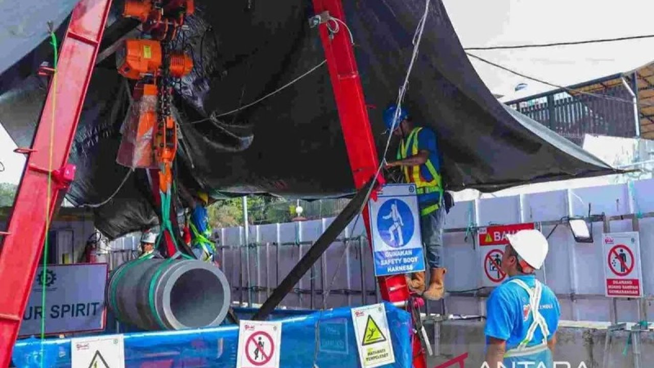 Pembangunan saluran air limbah bawah tanah di Jalan Cikini Raya ditargetkan selesai pada April 2025, sebagai bagian dari proyek strategis nasional Jakarta Sewerage Development Project (JSDP).