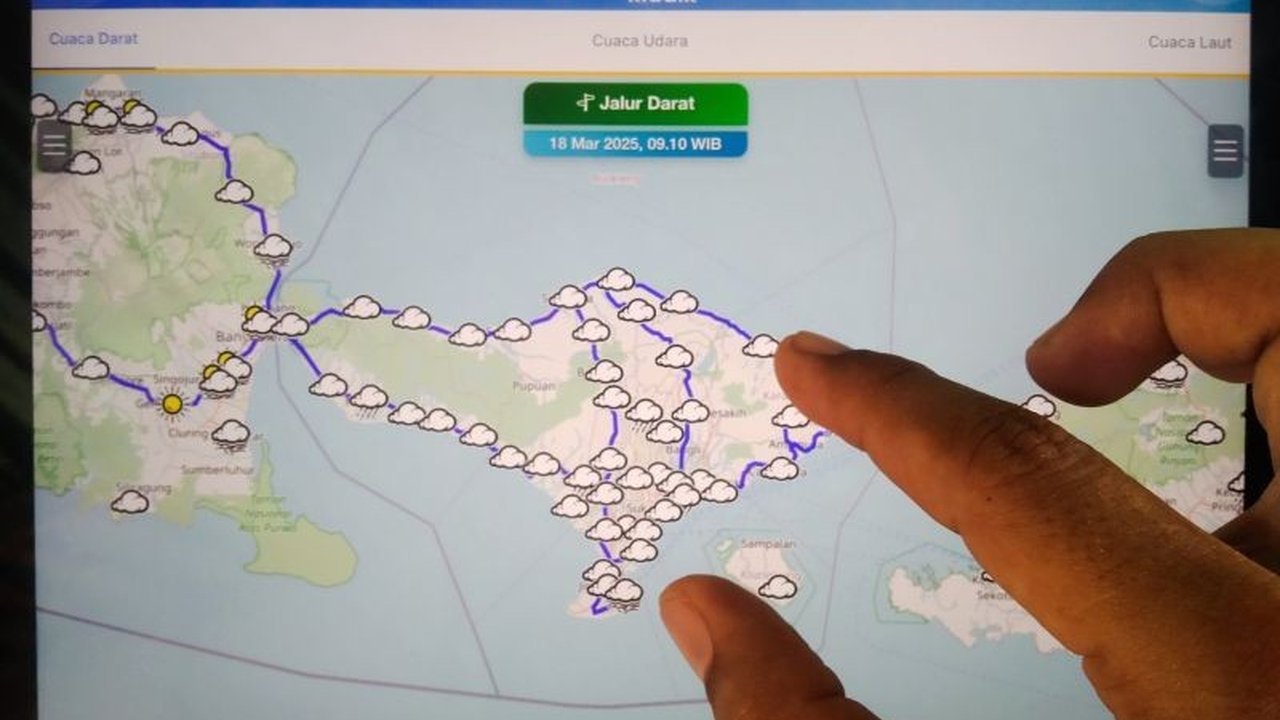 BMKG Wilayah III Denpasar menyediakan informasi cuaca terkini jalur mudik Lebaran 2025 di Bali melalui laman dwt-bmkg.com dan aplikasi infoBMKG, meliputi jalur darat, laut, dan udara.