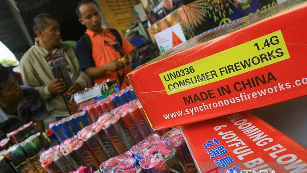 Satpol PP DKI Jakarta mengimbau masyarakat untuk tidak bermain petasan selama Ramadhan guna mencegah bahaya dan menjaga ketertiban umum, sesuai Perda 8/2007.