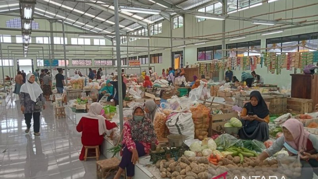 Pemerintah Kabupaten Bantul gencar mengoptimalkan distribusi dan stok pangan untuk mencegah lonjakan harga dan inflasi menjelang Idul Fitri 1446 H.
