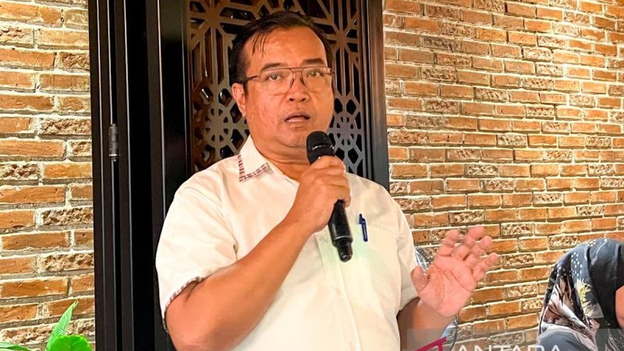 PT Pelabuhan Tanjung Priok (PTP Nonpetikemas) berkomitmen maksimalkan layanan 24/7 selama Ramadhan dan Lebaran 2025 untuk kelancaran arus logistik nasional, terutama komoditas pangan, BBM, dan LPG.