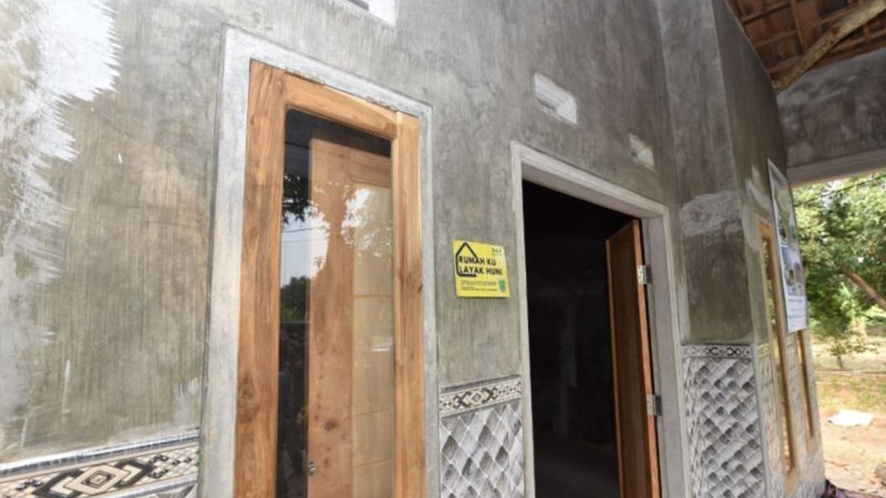 Pemerintah Kabupaten Pasuruan akan merenovasi 75 Rumah Tidak Layak Huni (RTLH) pada tahun 2025, dengan fokus di Kecamatan Bangil, Beji, Rembang, Sukorejo, dan Gempol, dengan anggaran Rp20 juta per unit.