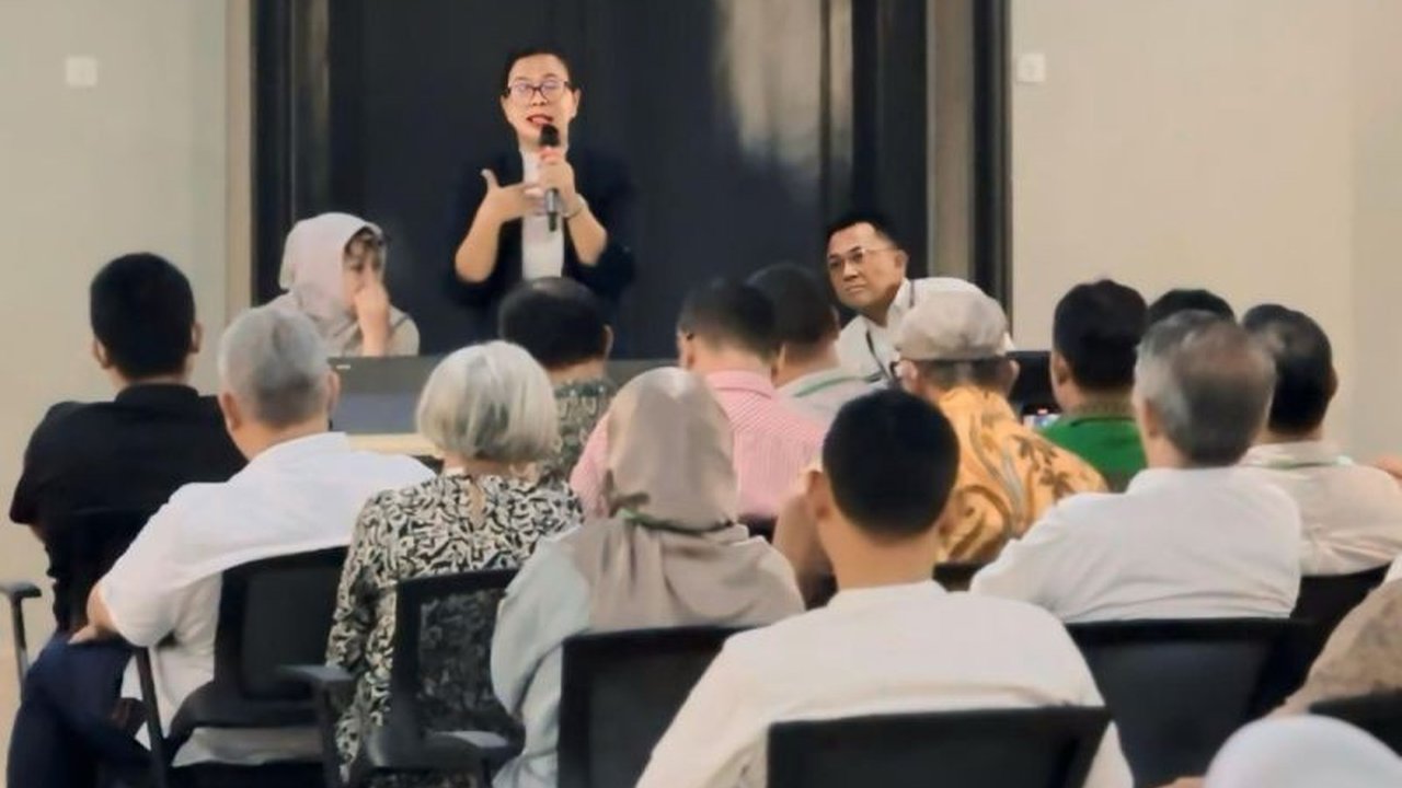 PAM Jaya menerapkan tarif air bersih di apartemen Jakarta berdasarkan pemakaian per unit, bukan lagi sistem flat rate, demi keadilan dan transparansi bagi penghuni.