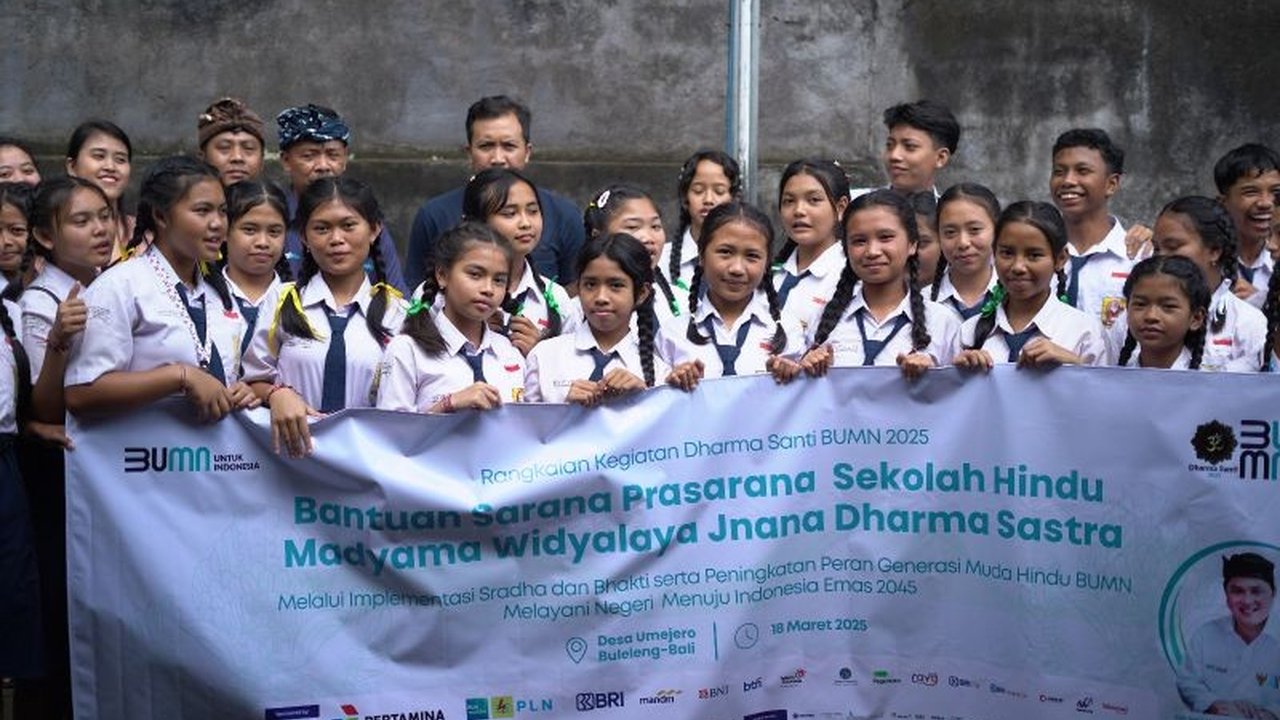 BUMN Berikan Bantuan Rp10 Juta untuk Sekolah Hindu di Buleleng, Bali