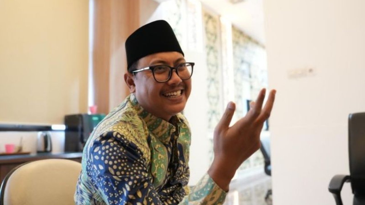 Anggota DPRD Jawa Timur mendorong pembentukan panitia khusus (pansus) untuk mengusut kasus dugaan kredit fiktif di Bank Jatim Cabang Jakarta senilai Rp569,4 miliar demi menjaga kepercayaan publik dan transparansi.