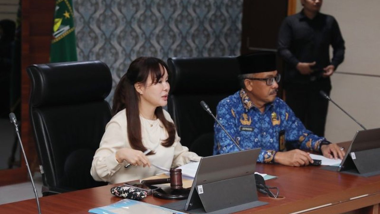 Pemerintah Kota Batam memastikan pemanfaatan ruang di Batam sesuai kebutuhan pembangunan dan kepentingan masyarakat, mencegah konflik sosial, serta mendorong pembangunan berkelanjutan.