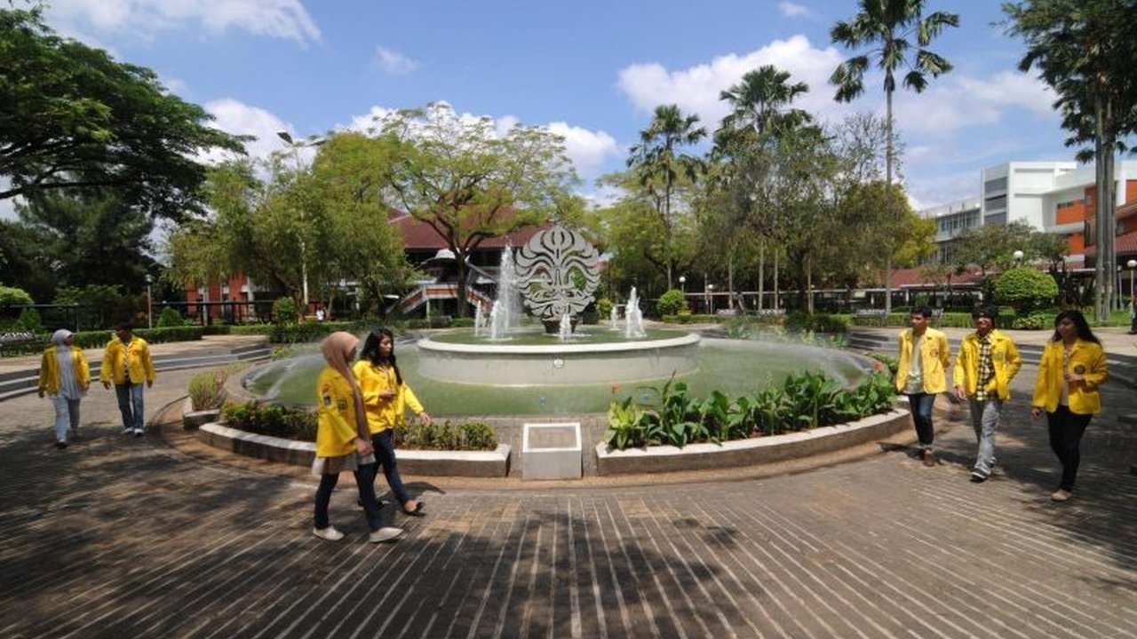 Sebanyak 2.160 peserta berhasil lolos Seleksi Nasional Berdasarkan Prestasi (SNBP) Universitas Indonesia 2025, meningkat dari tahun sebelumnya, dengan Pendidikan Dokter sebagai program studi paling diminati.