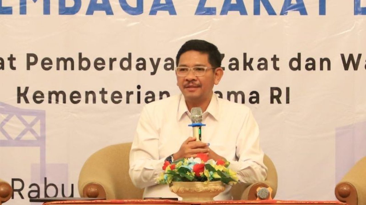 Kementerian Agama menargetkan peningkatan pengumpulan zakat sebesar 10% di tahun 2025, dengan potensi zakat tahunan mencapai lebih dari Rp327 triliun dan menekankan pentingnya transparansi dan digitalisasi.