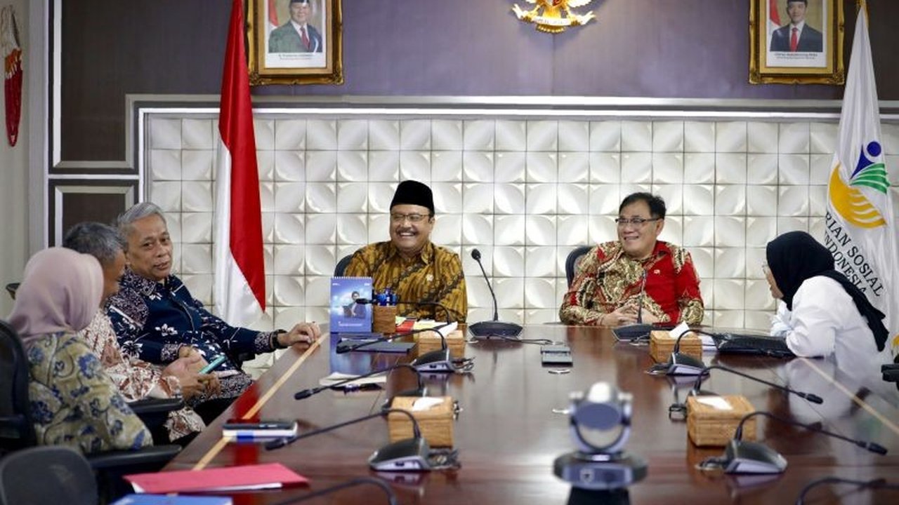 BP Taskin nilai program Sekolah Rakyat sangat strategis karena selesaikan dua masalah sekaligus, yaitu kemiskinan dan kebodohan, dengan dukungan dana CSR dan kolaborasi antar kementerian.