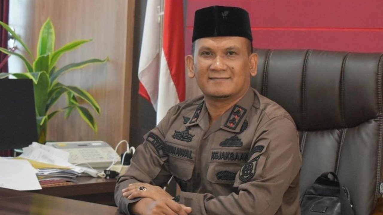 Kejaksaan Negeri Bireuen resmi meningkatkan pengusutan dugaan korupsi dana BOKB di DPMGPKB Kabupaten Bireuen senilai Rp1,15 miliar ke tahap penyidikan setelah menemukan bukti pelanggaran hukum.