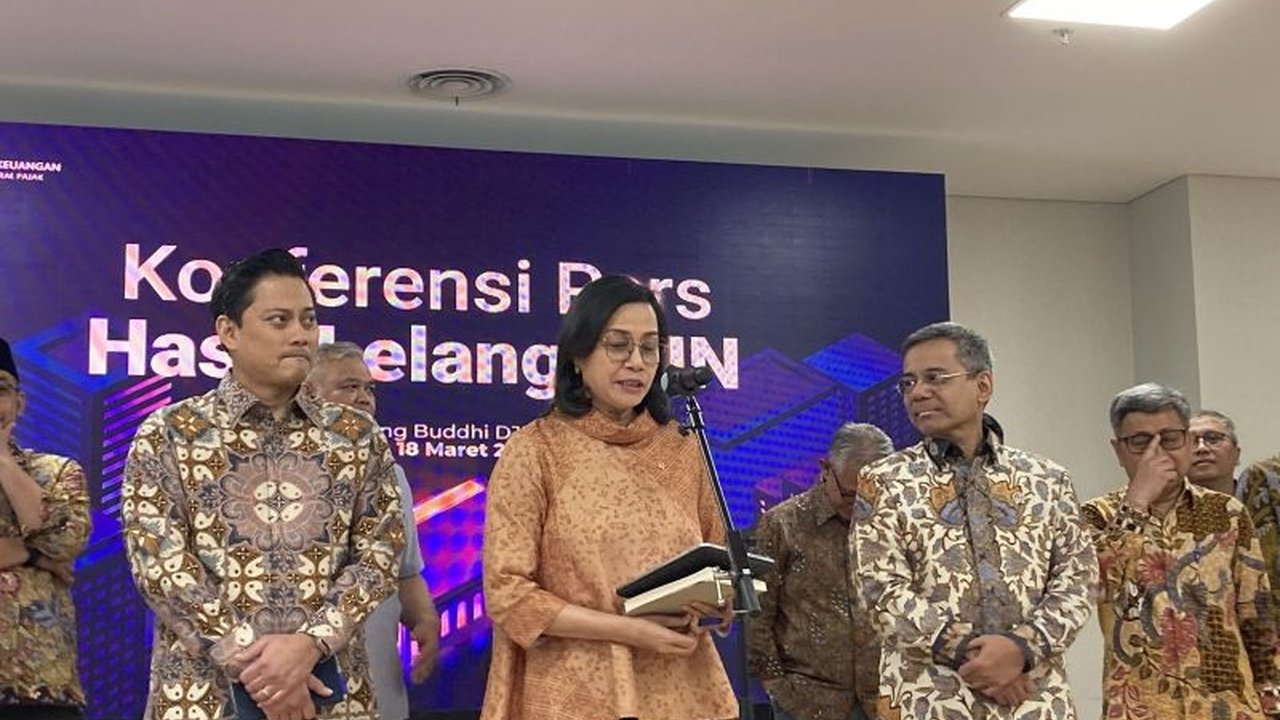 Menkeu Sri Mulyani membantah kabar dirinya akan mundur dari jabatan, menegaskan komitmennya untuk terus menjaga dan mengelola Anggaran Pendapatan dan Belanja Negara (APBN).