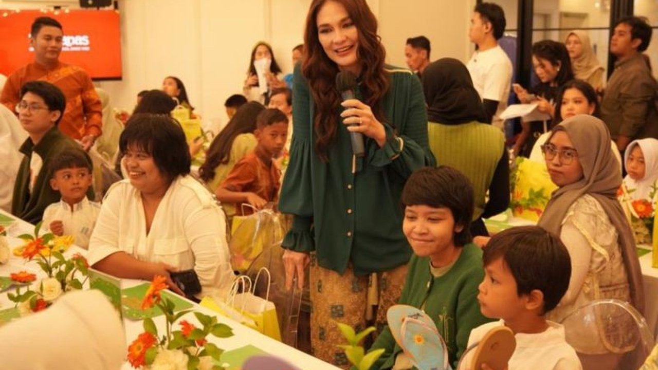 Havaianas berkolaborasi dengan Yayasan Luna Maya untuk mendukung pendidikan anak jalanan melalui donasi Rp10 juta dan kegiatan kreatif.