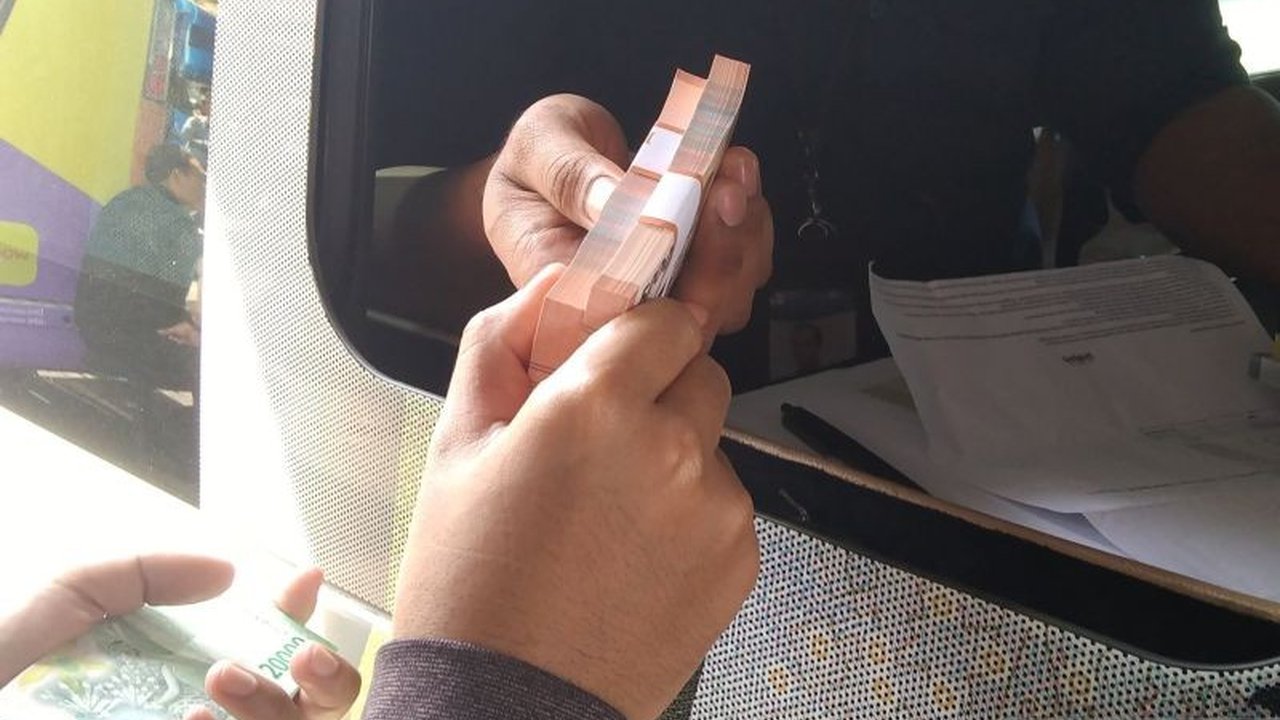 Bank BPD Bali menyiapkan Rp1 triliun uang tunai untuk ATM dan layanan penukaran uang jelang libur panjang Nyepi dan Lebaran 2025, meningkat 4,6 persen dari tahun sebelumnya.