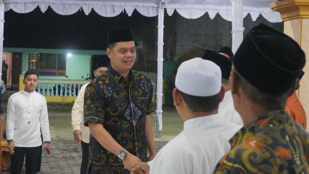 Bupati Jepara segera tindaklanjuti usulan pembangunan Pelabuhan Internasional di Pantai Balong dengan investasi sekitar Rp71 triliun, mendapat dukungan Pelindo dan investor.
