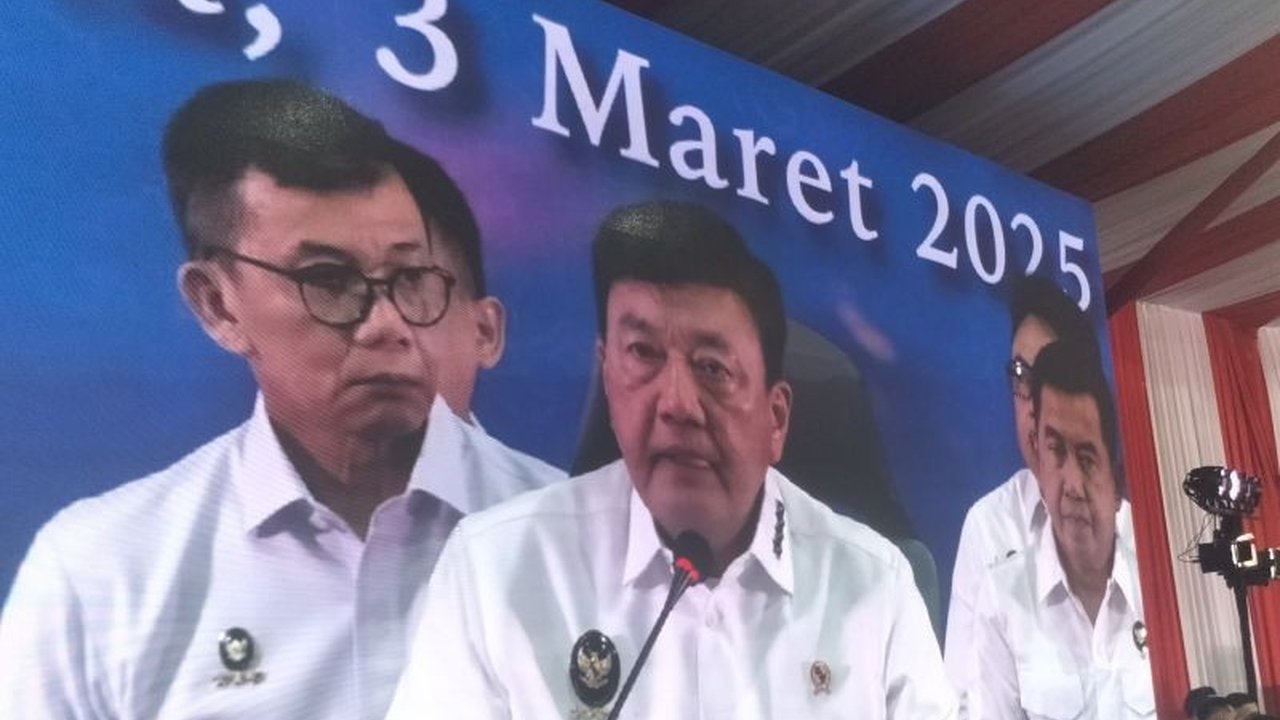 Kompolnas turun tangan mengawasi penyelidikan kasus narkoba dan pelecehan seksual anak di bawah umur yang melibatkan Kapolres Ngada, AKBP Fajar Widyadharma Lukman Sumaatmaja, dengan jaminan proses hukum yang adil.