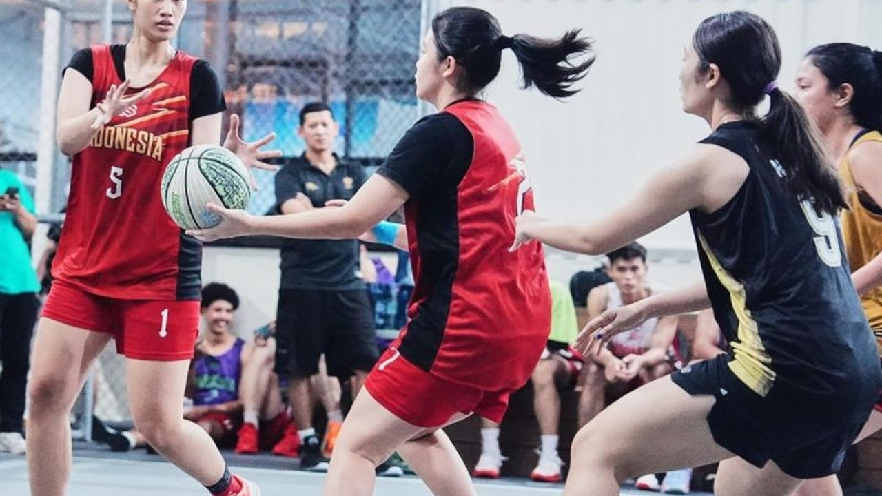 Jelang FIBA 3X3 Asia Cup 2025 di Singapura, Perbasi memanggil 4 pemain putra dan 4 putri untuk memperkuat timnas basket 3x3 Indonesia, sebagian di antaranya merupakan pemain andalan dari Lite Quest 3X3 Jumpshot.