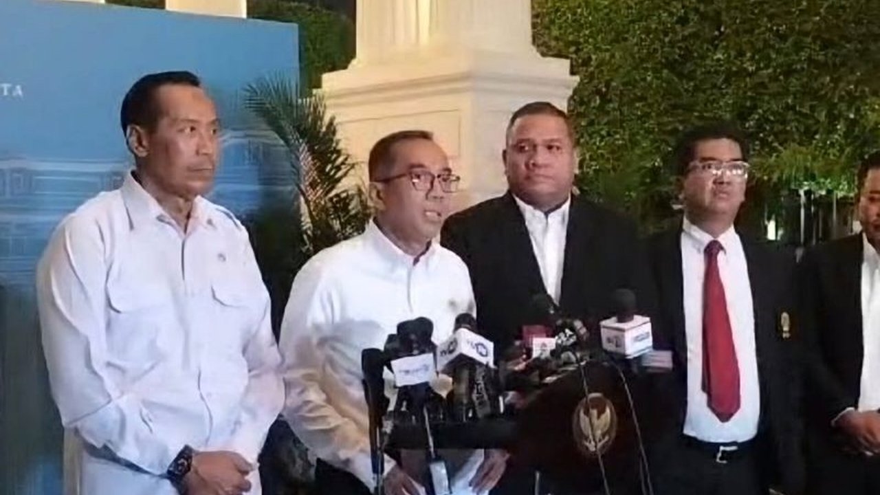 Presiden Prabowo Subianto tekankan peran vital perguruan tinggi dalam mencetak SDM unggul dan mendorong inovasi untuk memperkuat industri nasional, khususnya dalam kemandirian pangan dan energi.