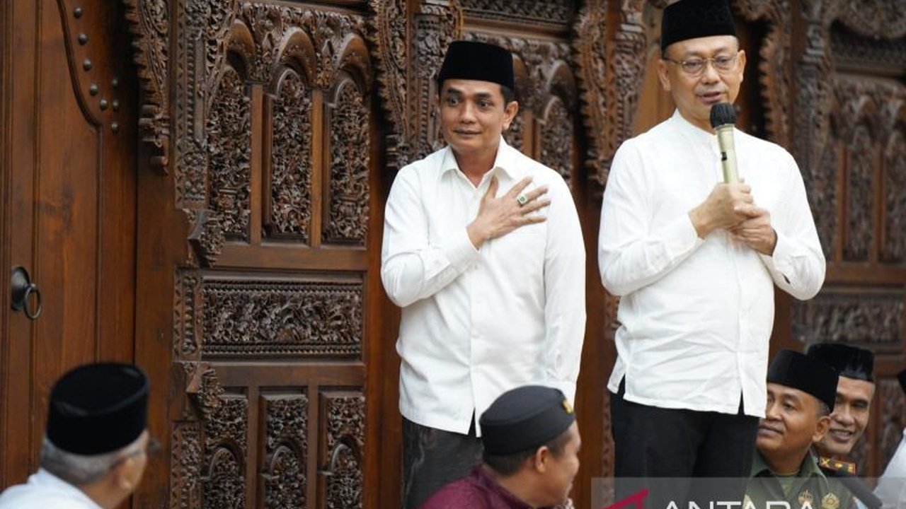 Pemerintah Kota Pontianak mengawasi ketat penyaluran THR keagamaan 2025 dan membuka posko pengaduan untuk memastikan hak karyawan terpenuhi.