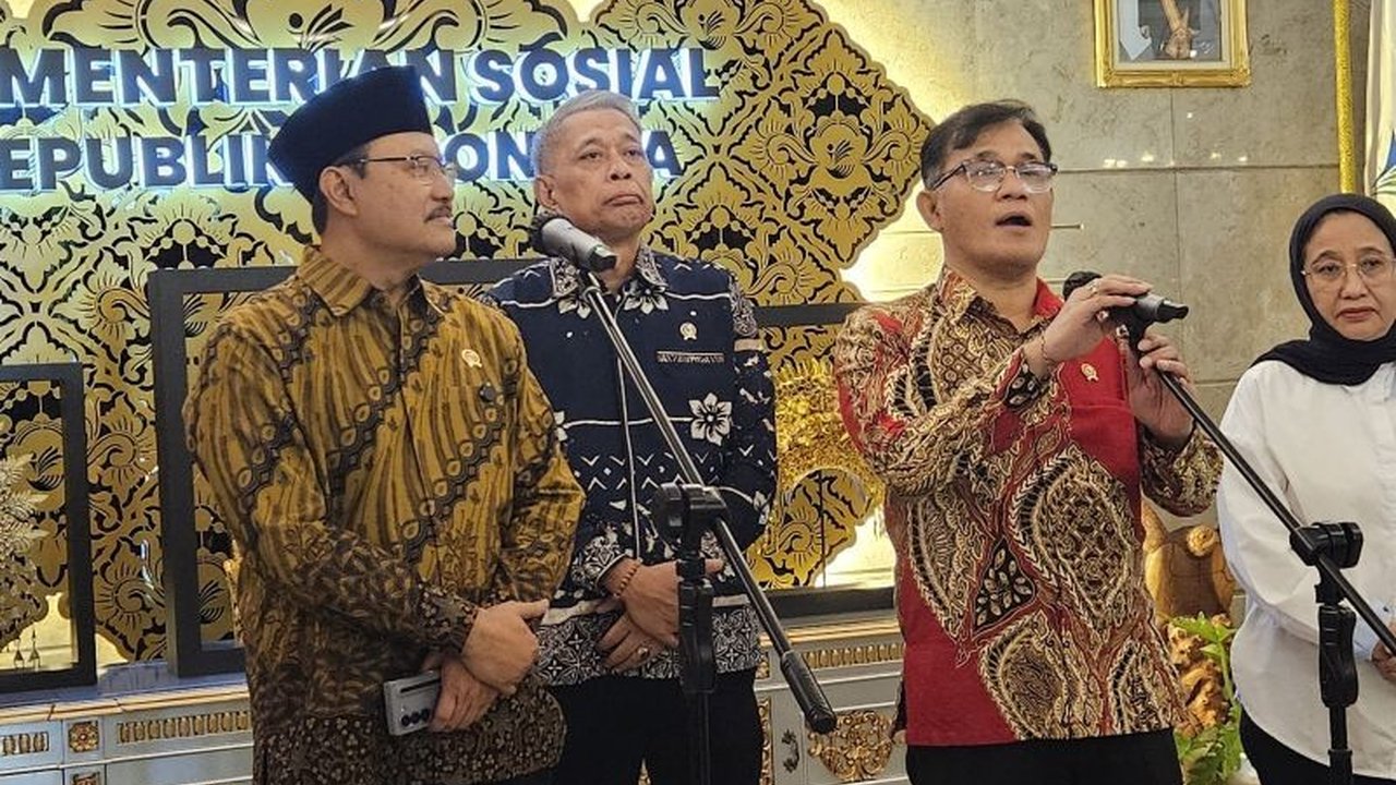 BP Taskin dan Kemensos berupaya agar lulusan Sekolah Rakyat (SR) berkontribusi pada program strategis pemerintahan, termasuk dengan mempekerjakan mereka dan memberikan akses pendidikan lebih lanjut.