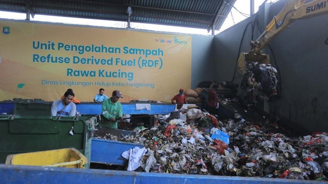 Dinas Lingkungan Hidup (DLH) Kota Tangerang mengajak masyarakat untuk mengolah sampah organik rumah tangga guna mengurangi volume sampah di TPA Rawa Kucing yang didominasi sampah organik hingga 57,65 persen.