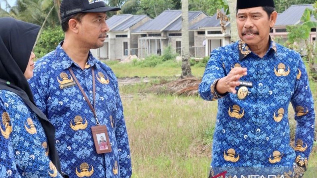 Pemerintah Kabupaten Penajam Paser Utara akan menindak tegas pengembang perumahan yang tidak memiliki analisis dampak lingkungan (AMDAL) dan menyebabkan banjir di pemukiman warga.