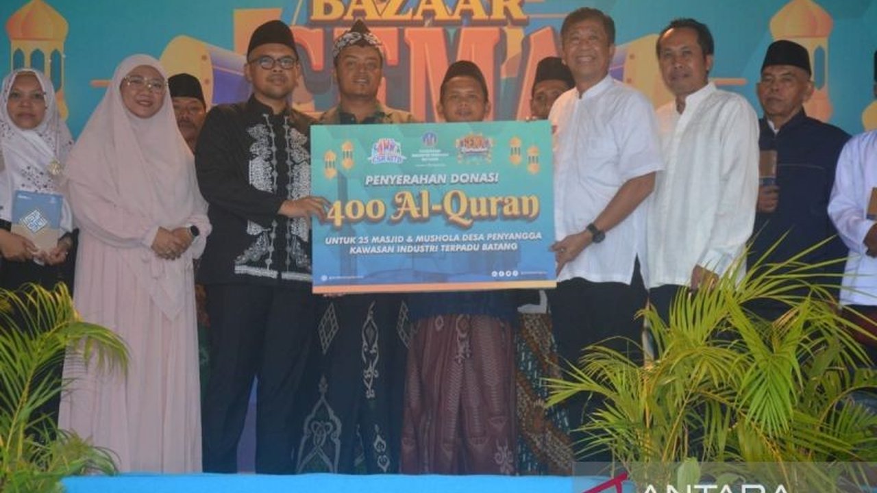 Pemkab Batang berkomitmen meningkatkan kompetensi tenaga kerja melalui pelatihan berbasis industri untuk memenuhi kebutuhan Kawasan Industri Terpadu Batang (KITB) dan mendorong pertumbuhan ekonomi daerah.