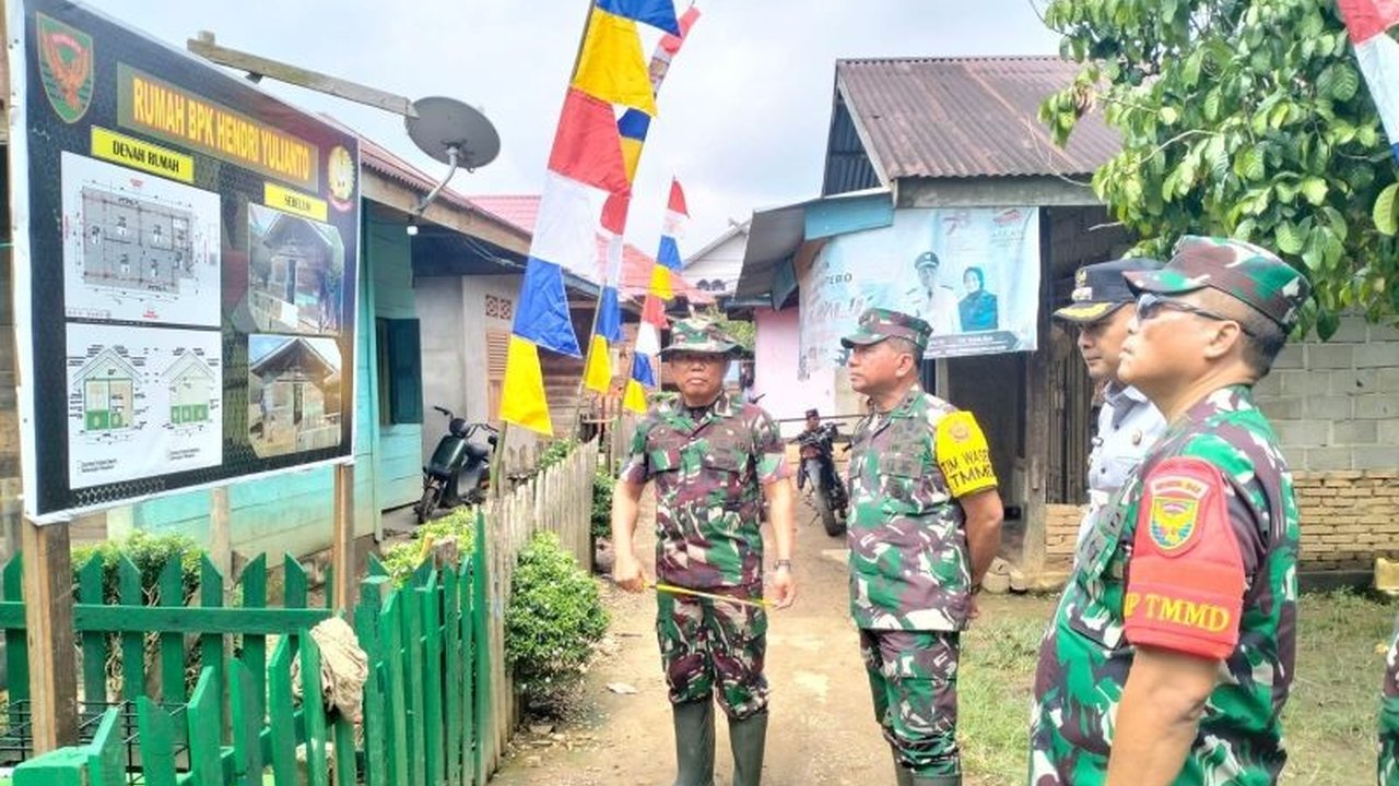 Pengamat hukum menilai revisi UU TNI perlu dikaji mendalam agar tak mengurangi prinsip demokrasi dan supremasi sipil di Indonesia, terutama terkait wacana perluasan jabatan sipil bagi prajurit aktif.