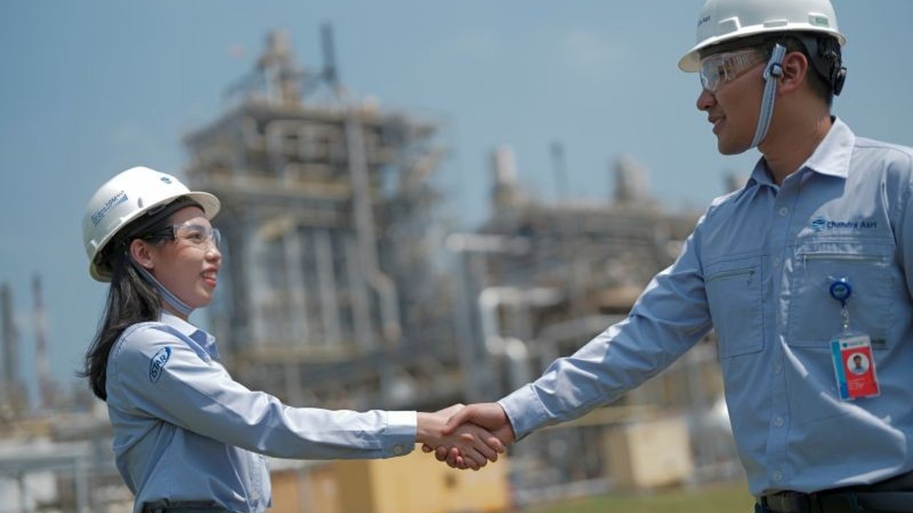 Chandra Asri Raup Pendapatan US$1,785 Miliar di 2024, Dorong Pertumbuhan Ekonomi Indonesia