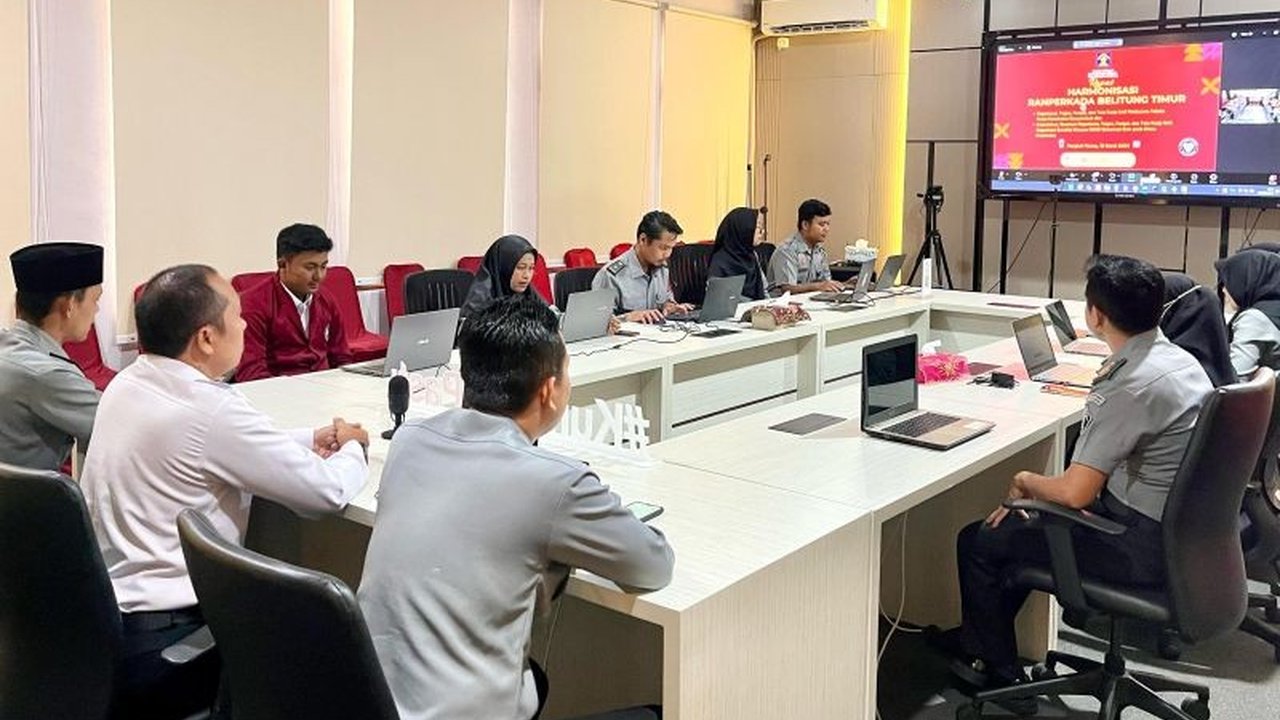 Kemenkumham Provinsi Kepulauan Bangka Belitung berhasil melakukan harmonisasi dua Ranperkada Belitung Timur secara daring, guna memastikan produk hukum daerah tersebut sesuai aturan perundang-undangan.