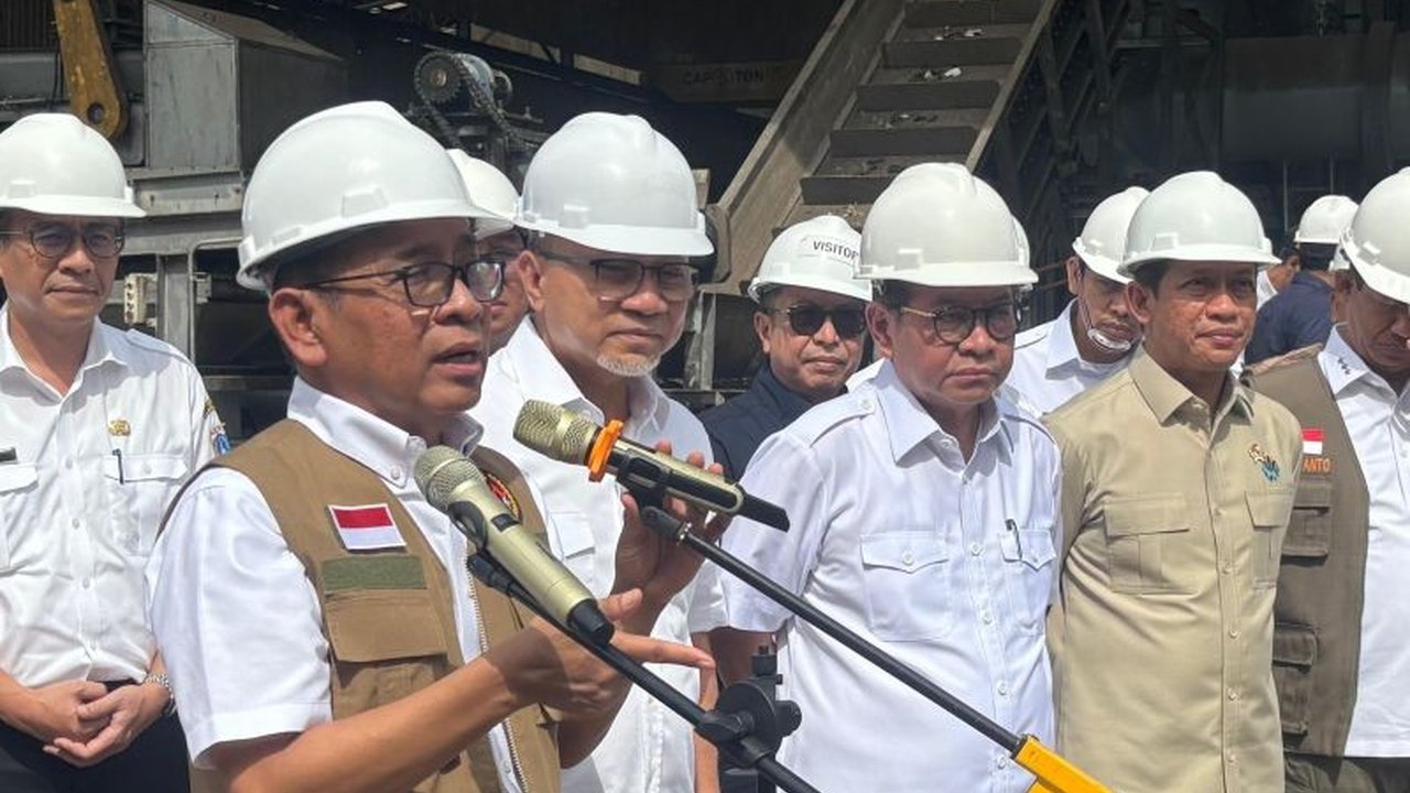 Pemerintah intensifkan dukungan pembangunan Pembangkit Listrik Tenaga Sampah (PLTSa) untuk mengatasi peningkatan sampah seiring pertumbuhan penduduk, dengan menyederhanakan perizinan dan mendorong penggunaan Refuse Derived Fuel (RDF).