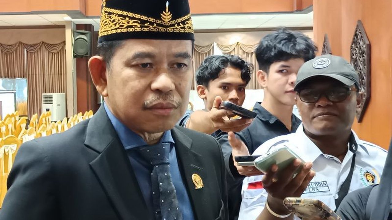 Ketua DPRD Penajam Paser Utara, Raup Muin, mendorong anggota dewan untuk memperjuangkan aspirasi masyarakat, terutama petani dan penyandang disabilitas, demi kemajuan daerah seiring pembangunan IKN.