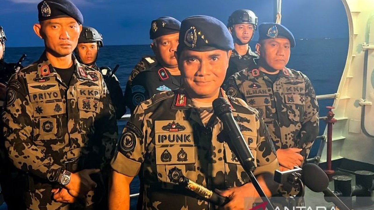 Kementerian Kelautan dan Perikanan (KKP) dan WWF Indonesia resmi berkolaborasi untuk memberantas perdagangan ilegal biota laut yang dilindungi dan terancam punah, termasuk melalui pemanfaatan teknologi dan peningkatan kapasitas penegak hukum.