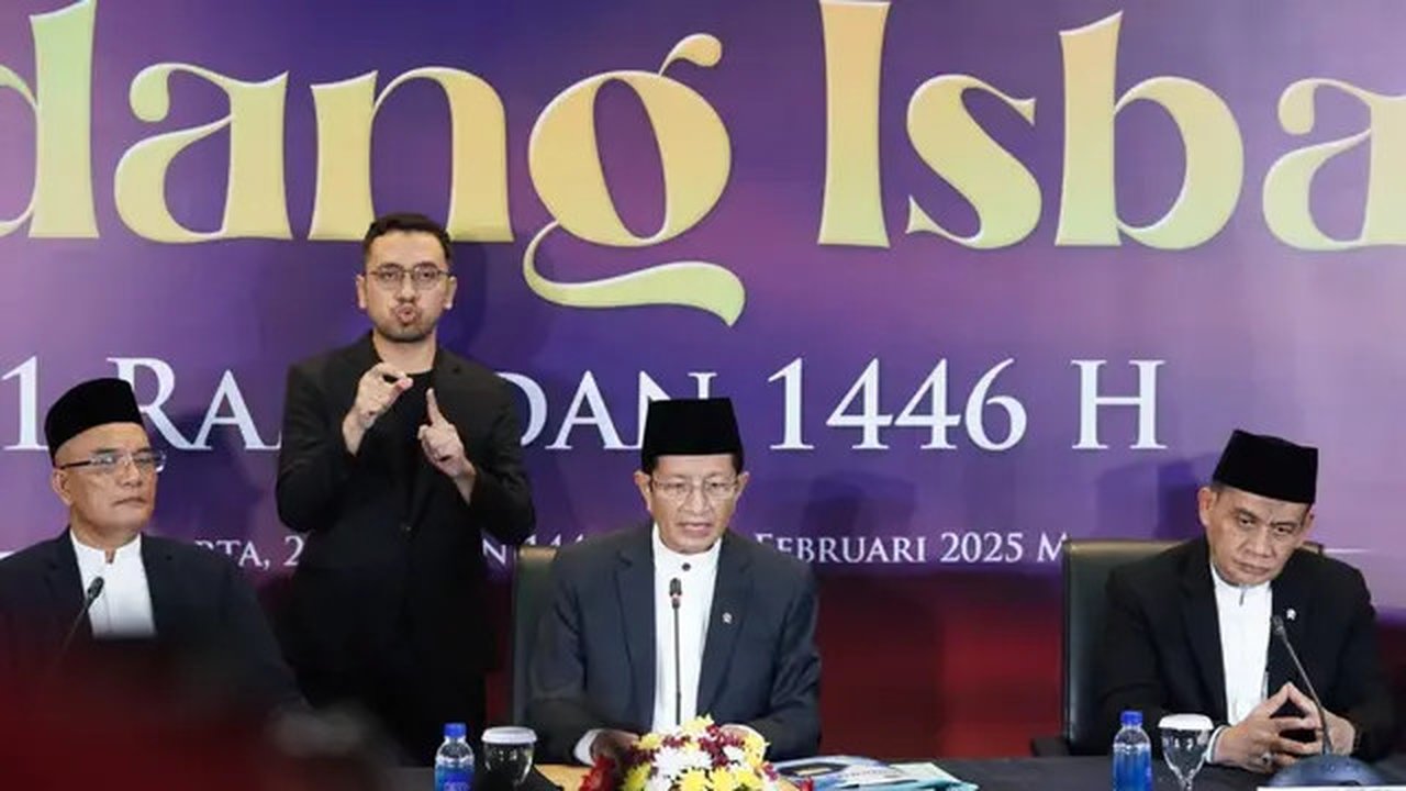 Menteri Agama Nasaruddin Umar dalam jumpa pers hasil sidang isbat penentuan awal Ramadhan 1446 H di Kantor Kementerian Agama (Kemenag) di Jakarta, Jumat (28/2/2025). (dokumentasi Kemenag)