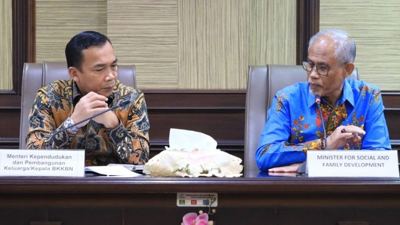 Pemerintah Indonesia menyatakan penghormatan terhadap warga negara yang bekerja di luar negeri dan berkomitmen untuk memenuhi kebutuhan mereka, serta menjalin kerja sama dengan Singapura dalam pengembangan keluarga dan optimalisasi bonus demografi.