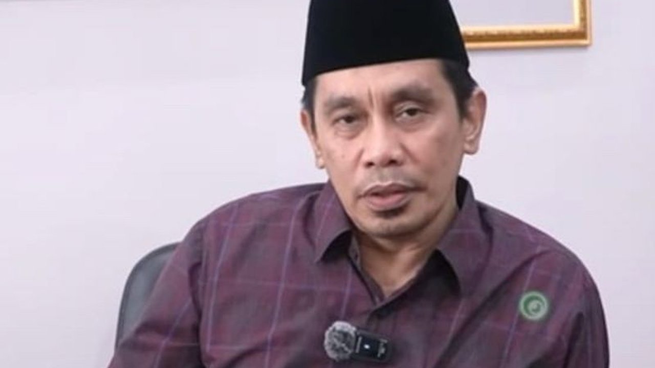 Guru Besar UIN Makassar mengajak umat Islam menghayati Nuzululquran bukan hanya sebagai rutinitas tahunan, tetapi juga mengamalkan akhlakul karimah dalam kehidupan sehari-hari.