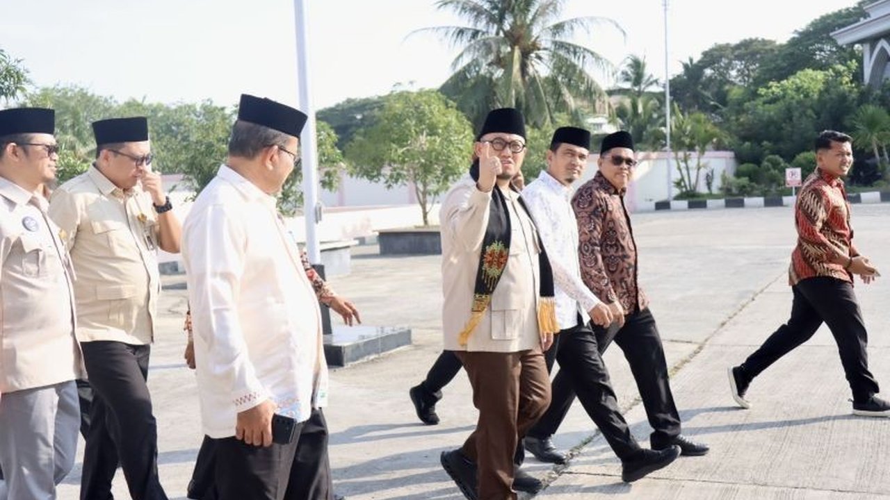 Wakil Kepala BP Haji, Dahnil Anzar Simanjuntak, memuji fasilitas Asrama Haji Embarkasi Aceh yang telah setara dengan standar hotel, lengkap dengan berbagai fasilitas dan sertifikasi.