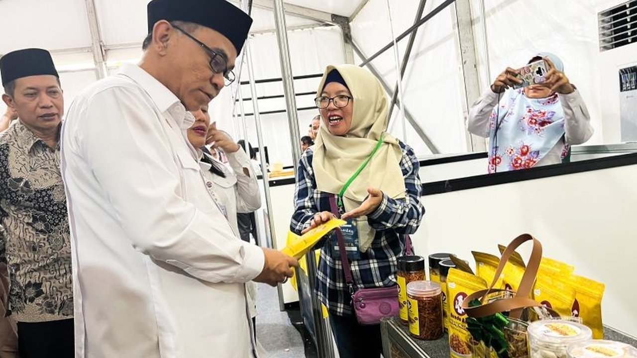 Kementerian Koperasi (Kemenkop) menggelar Ramadhan Delight Market untuk memberikan akses pasar kepada koperasi dan pelaku usaha binaannya, sekaligus meningkatkan daya beli masyarakat jelang Lebaran 2025.